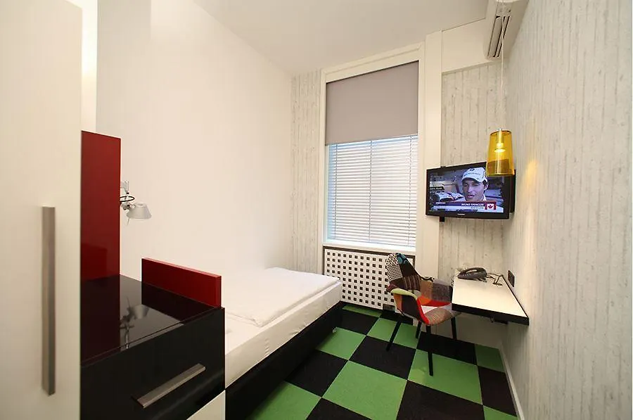 Hotel Cristall - Frankfurt City Frankfurt am Main