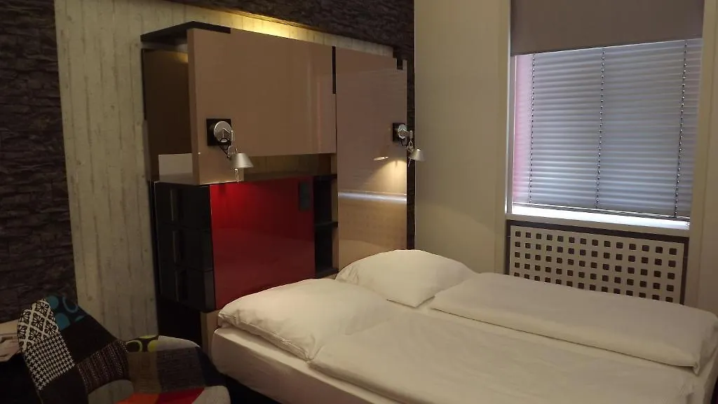 ***  Hotel Cristall - Frankfurt City Frankfurt am Main Germany